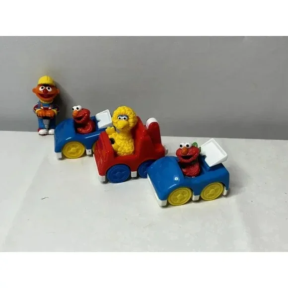 Set of 3 SESAME STREET Vehicles ~ Big Bird Tow Truck and Elmo Car - Picture 1 of 3